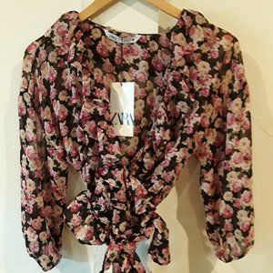 Gorgeous NWT Zara Semi-Sheer Ruffle Collar Floral Wrap Top Size Medium